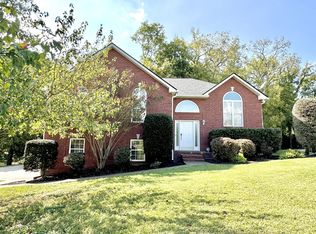 1013 Dickens Dr, Mount Juliet, TN 37122