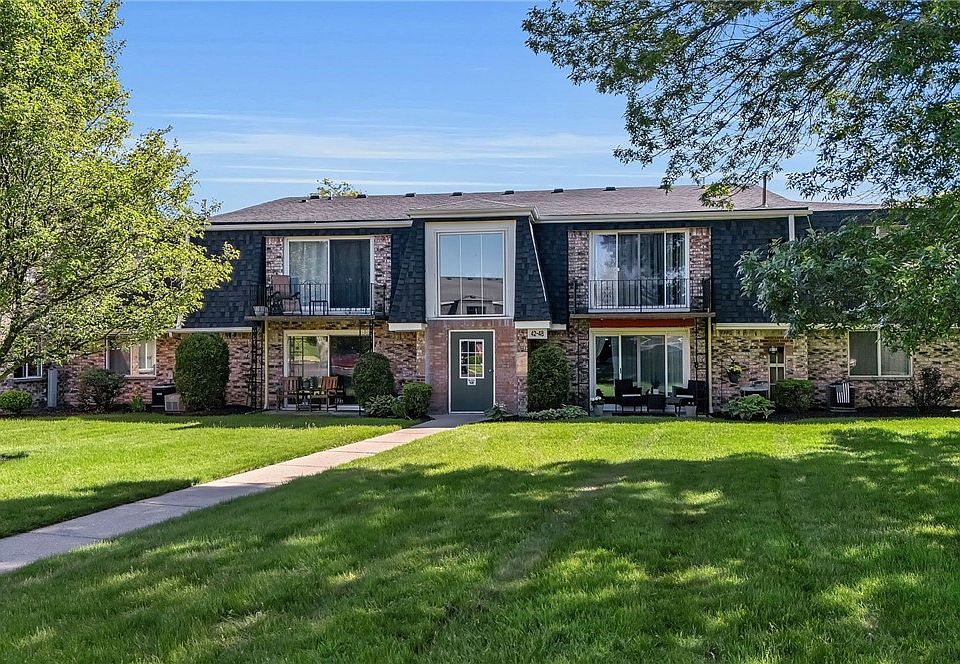 1st image of 46B Foxberry Dr