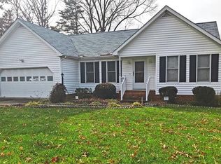 6181 Dijon Dr, Mechanicsville, VA 23111