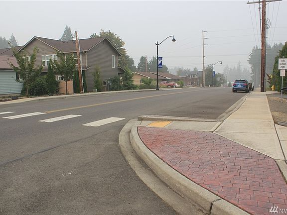 Great location in town.  Block from school, great community, city park within walking distance.  