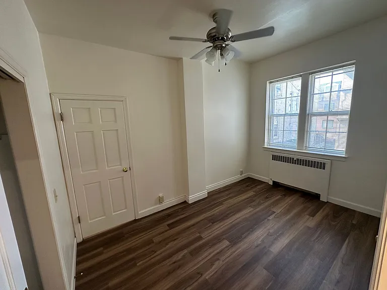 228 Langdon St — Photo 3