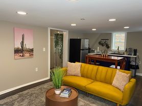 686 Center Hill Ave NW, Atlanta, GA