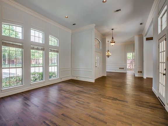 5th image of 6908 Glenbrook Ln