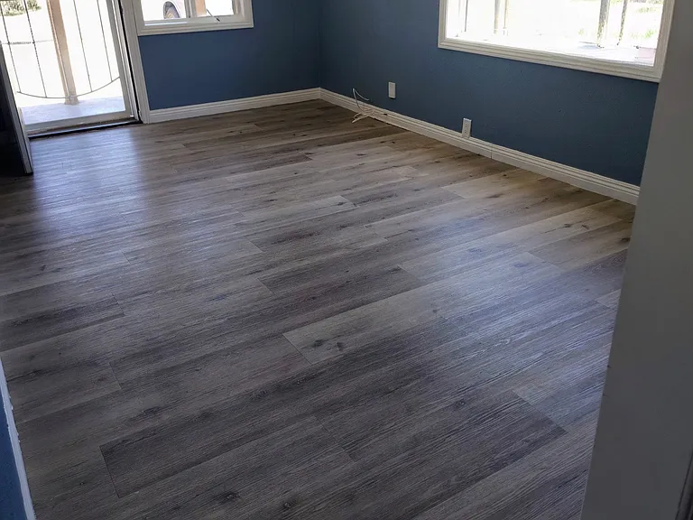 1015 S McBride Ave — Photo 2