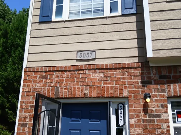 5057 Windsor Forrest Ln, College Park, GA 30349