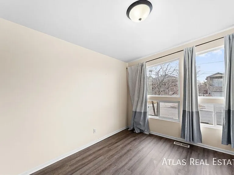 7239 S 580 E — Photo 15