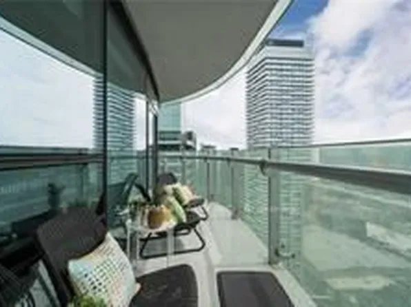 14 York St, Toronto, ON