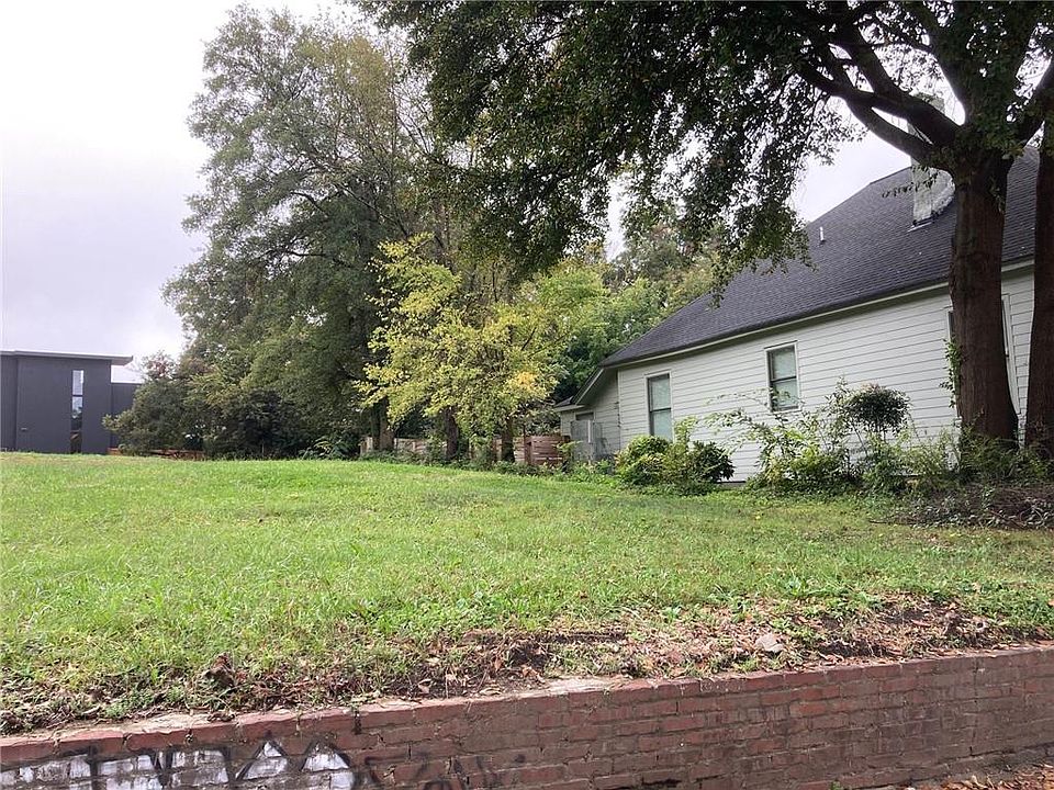 2nd image of 443 Gartrell St SE Lot 0