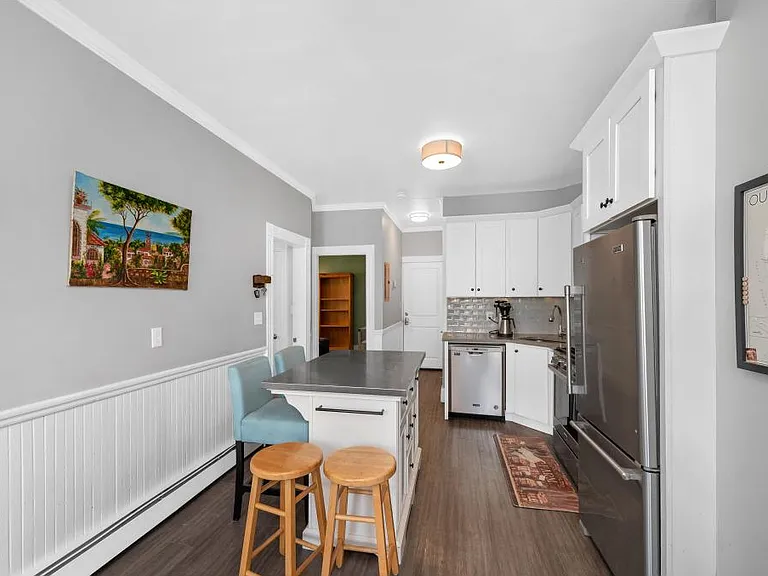 356 Princeton St #2 — Photo 8
