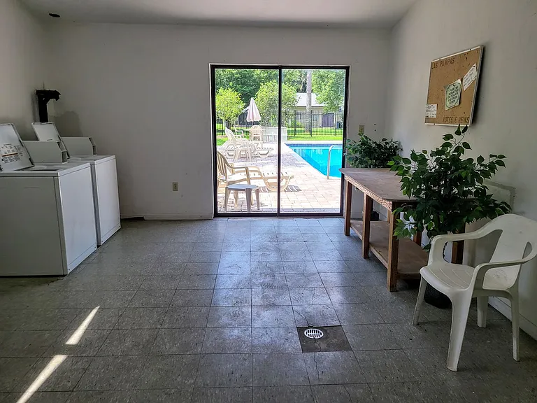 3524 NW 37th Ave — Photo 21