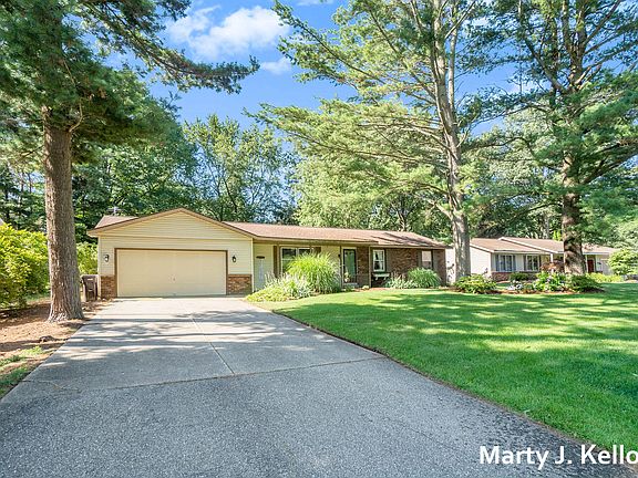 2nd image of 2162 Whispering Dunes Dr