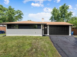 300 Lance Dr, Des Plaines, IL 60016