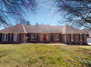 5005 Dogwood Cir, Sedalia, MO 65301