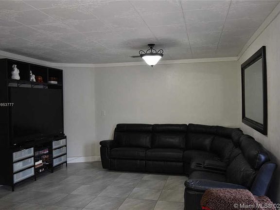 5th image of 11335 NW 59th Ave