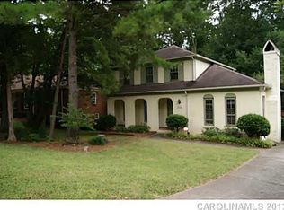 9306 Sardis Forest Dr, Charlotte, NC 28270