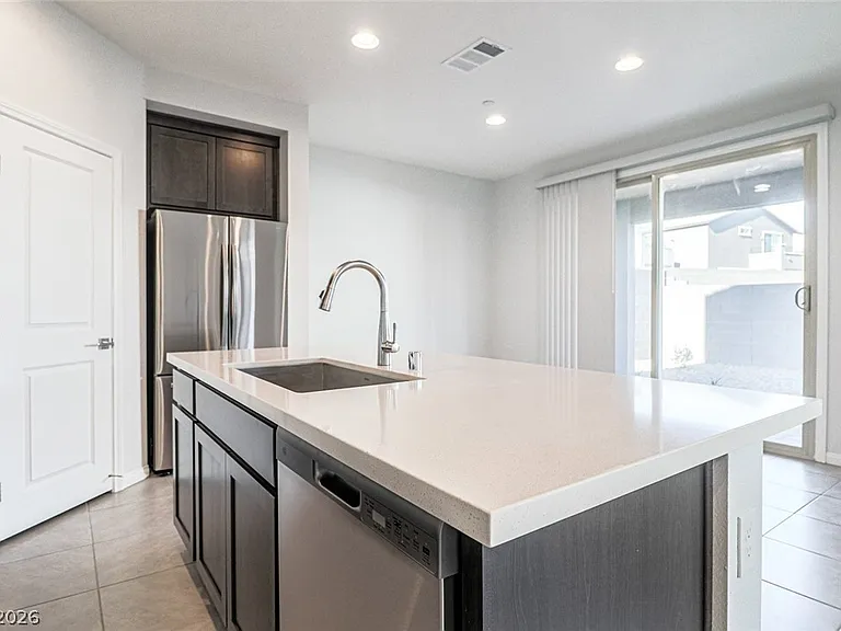 9220 Far Side Ave — Photo 21