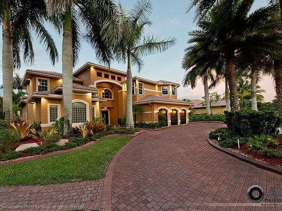 2nd image of 3776 Saratoga Ln