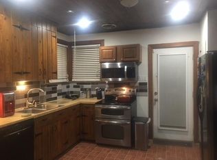 130 Ravenell Dr, Saint Stephen, SC 29479