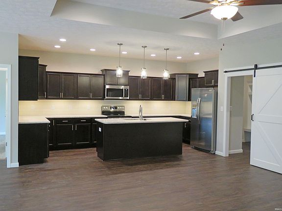 5th image of 4903 Leeward Ln