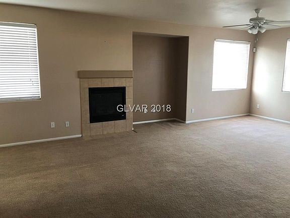 3rd image of 706 Aloe Yucca Ave