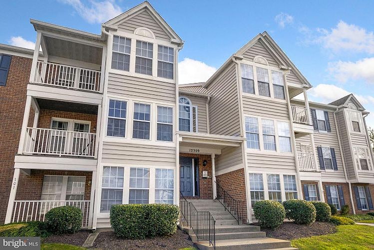 1st image of 12309 Ashmont Ct #1-104