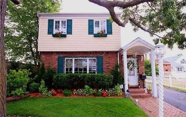 1st image of 469 Albern Ave