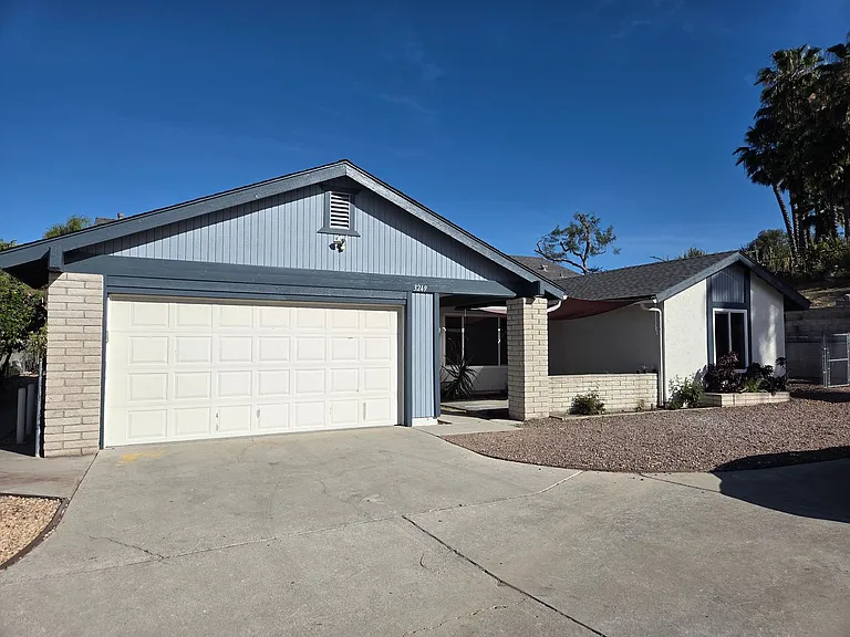 3249 Chase Ct — Photo 1