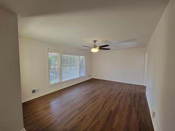 4th image of 3703 Sourwood Ct