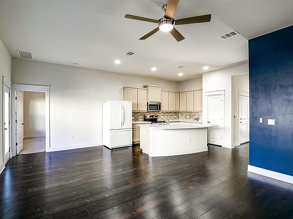 5th image of 13001 Hymeadow Dr #41