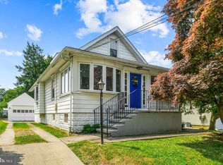420 Mansion Ave, Audubon, NJ 08106