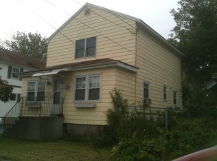 22 Crouch Rd, Branford, CT 06405