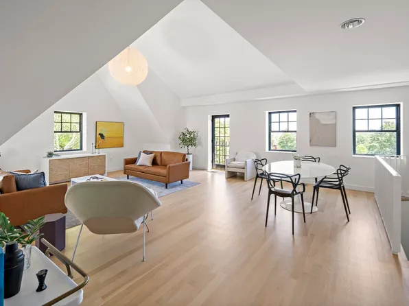 456 Belmont St APT 10, Watertown, MA 02472