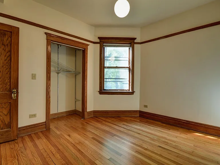 3920 N Janssen Ave #1 — Photo 8