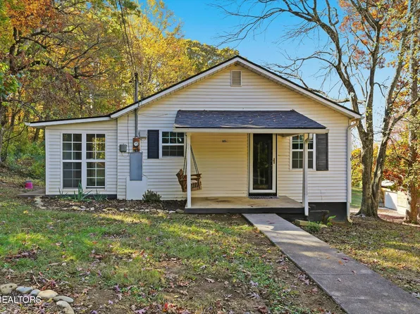 605 Wilson Rd, Maryville, TN 37801