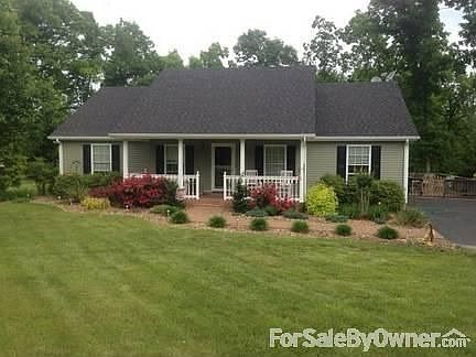 Front of house
						:
						New siding, roof and gutters in 2012
