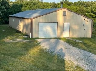 E Sexton St, Harrisburg, MO 65256