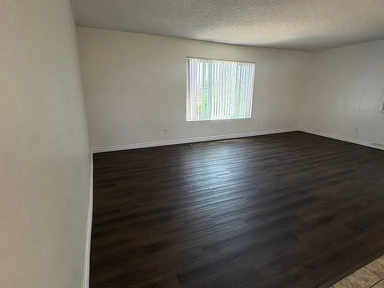 222 G St — Photo 36