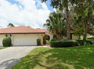 5589 Golf Pointe Dr, Sarasota, FL 34243