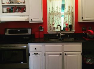 2020 El Reno Ln, Redding, CA 96001