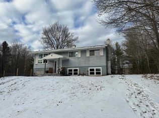 1320 Olmsted Ln, Ishpeming, MI 49849