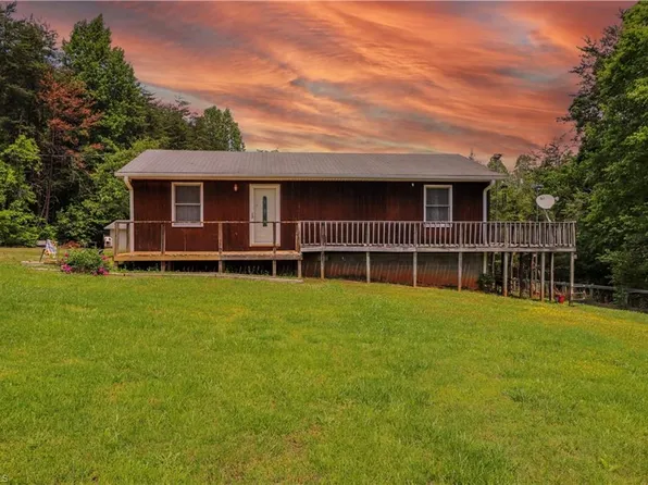 811 Wray Rd, Stoneville, NC 27048