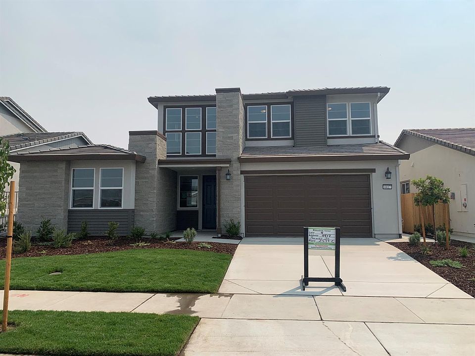 1st image of 4417 N Solaire Dr