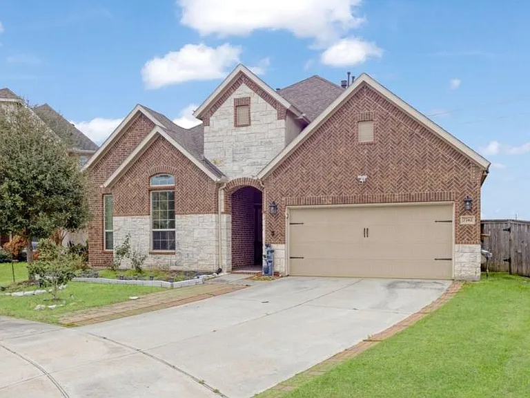 7742 Candlelight Park Ln — Photo 7