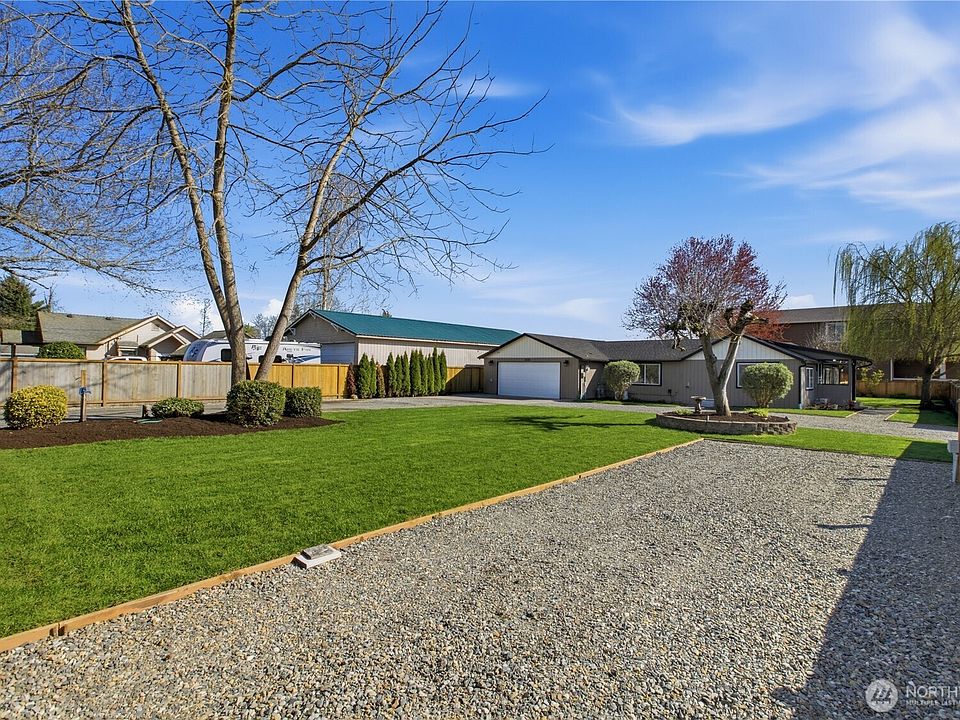 1st image of 2618 16th Avenue NW