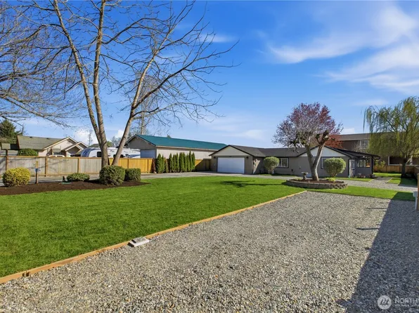 2618 16th Avenue NW, Puyallup, WA 98371