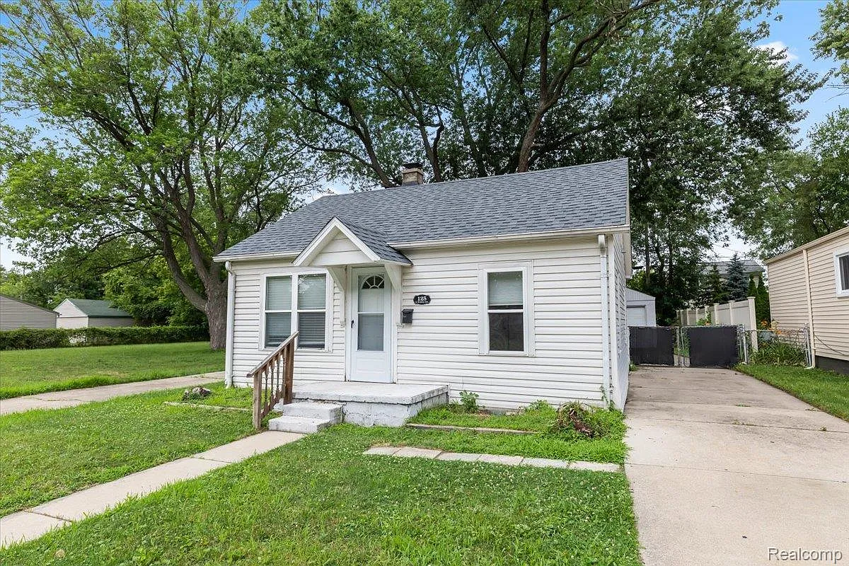 2 bed, 709 sqft, $1,550 — Photo 3