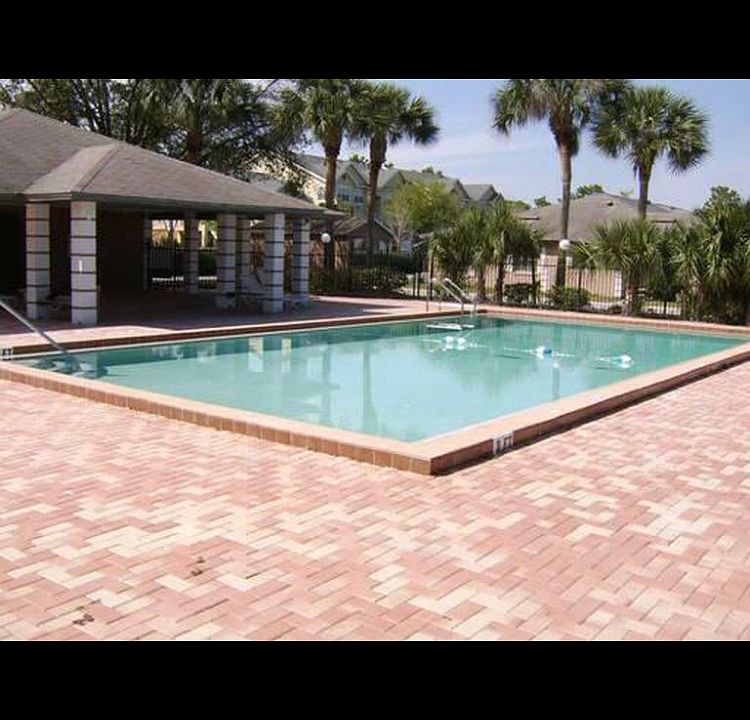Community pool