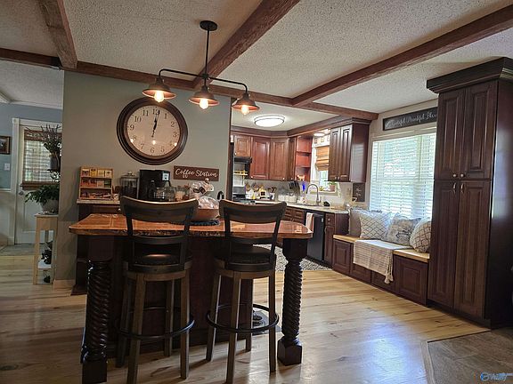 2nd image of 3878 Lake Hill Dr