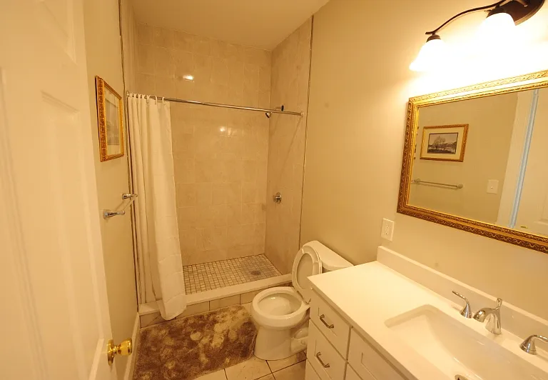 259 Kent St #1 — Photo 17
