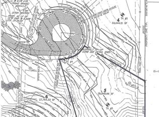 695 Homestead Ct, Petoskey, MI 49770